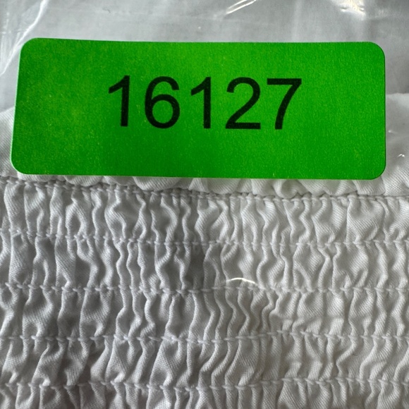 Old Navy Women's Puff Sleeve Smocked Wrap Tie Blouse White Size X-Large Tunic - Picture 11 of 11